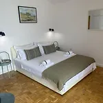 Nikola
