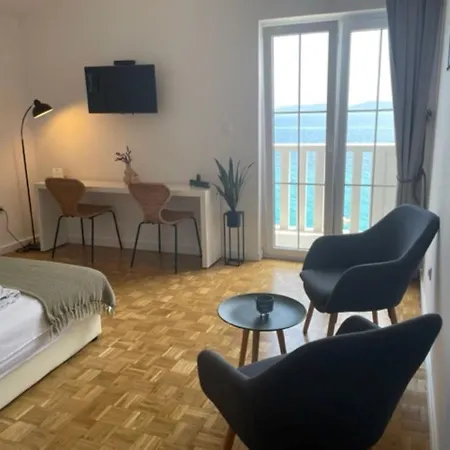 Apartment Nikola *